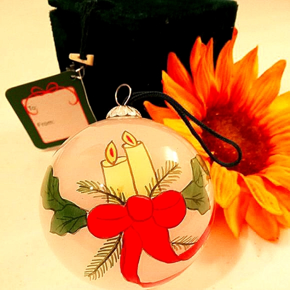 🎁NIB NWT Holiday Editions Christmas Hand Painted Glass Ornament in Box